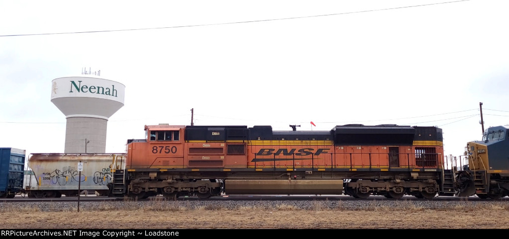 BNSF 8750